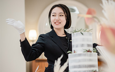滞りなく進行できるよう、会場全体を見渡してサポート
