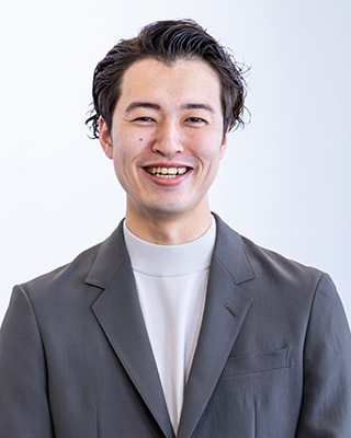 株式会社AOKI ORIHICA商品部 リーダー 小泉 海斗